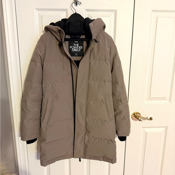 Aritzia Jackets & Blazers - Aritzia TNA The Powder Parka